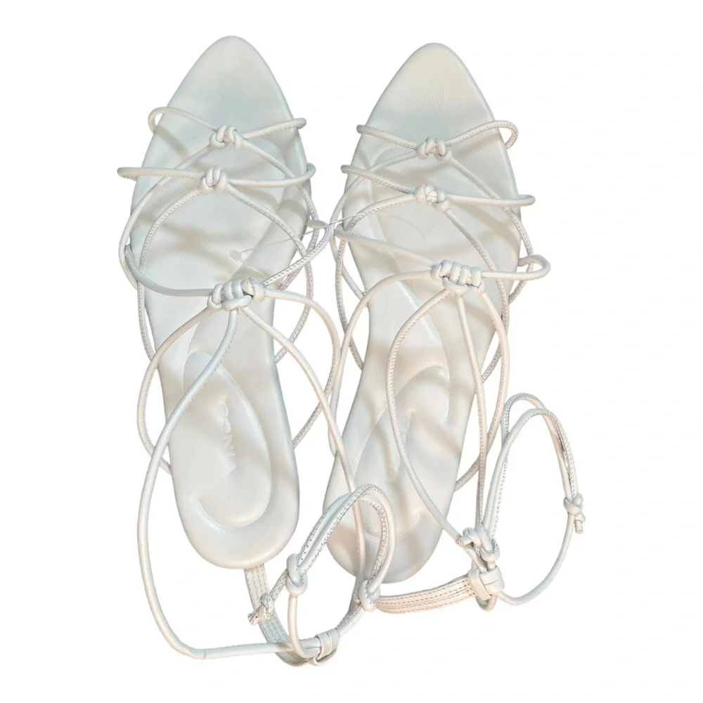 Vince Kenna Knotted Leather Gladiator Sandal 9 White‎ Leather